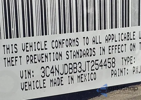 2018 Jeep Compass Latitude 4X4 из США, поврежденный, VIN 3C4NJDBB3JT254458